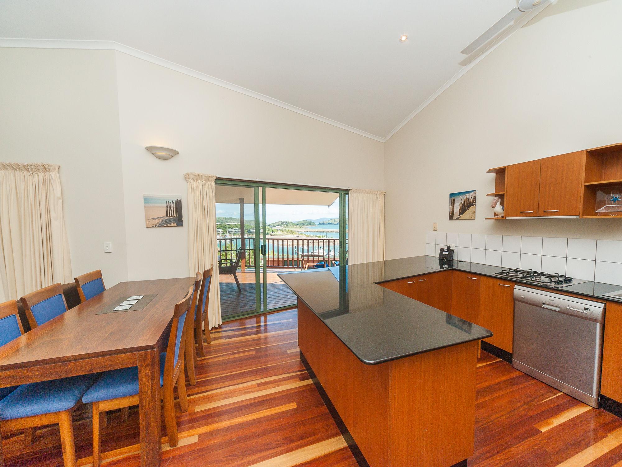 Hamilton Island Holiday Homes Exterior photo